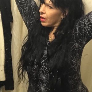 Meet your Posher, Arlene